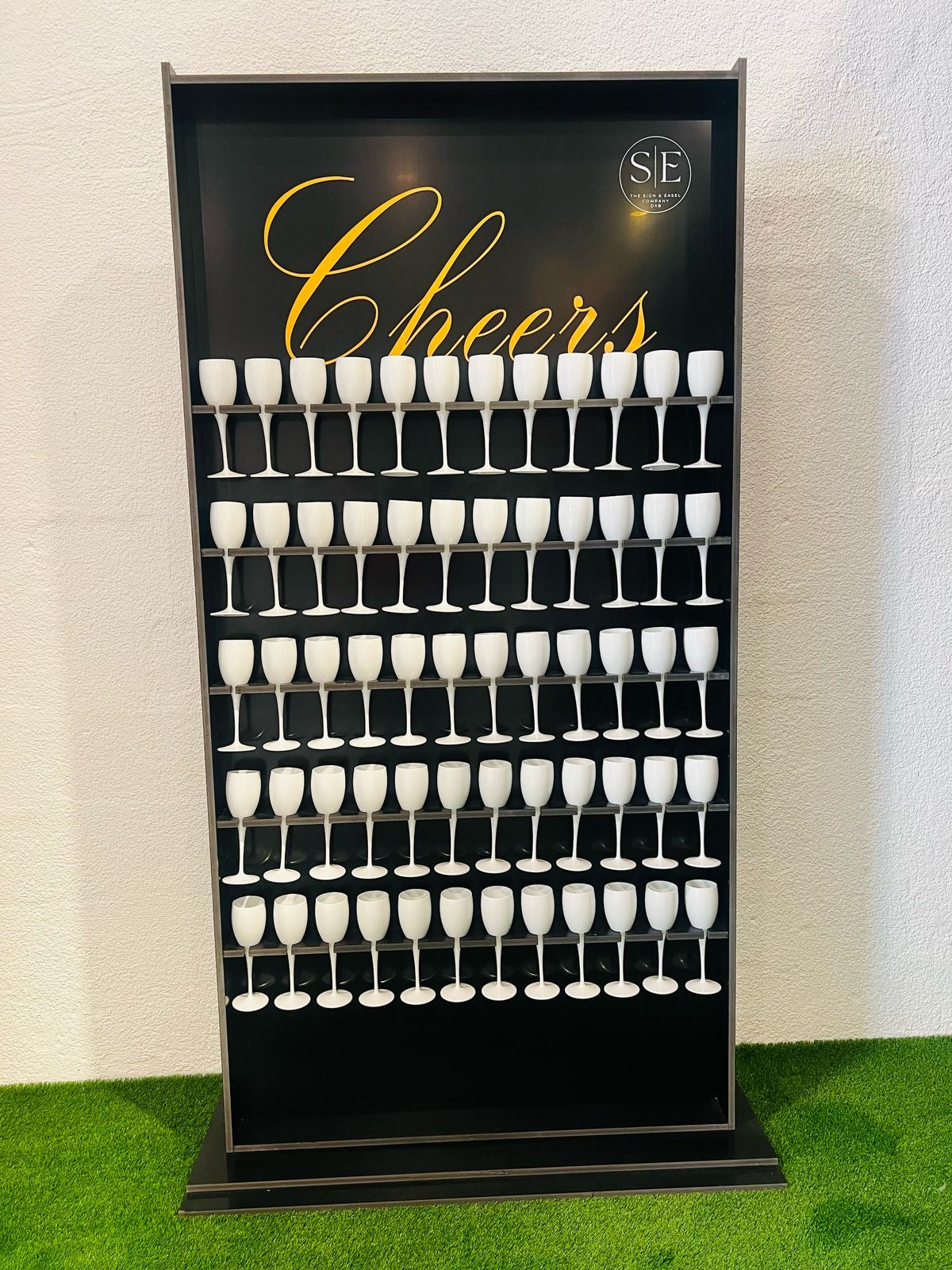 Champagne Wall - Black