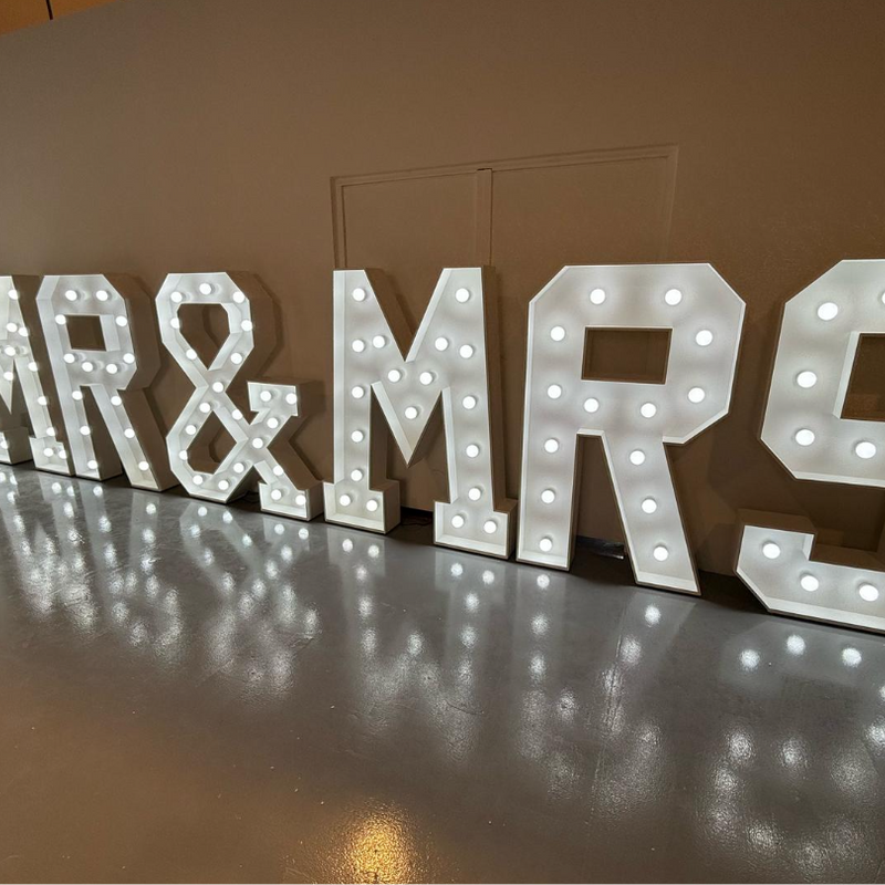 MR&MRS Marquee Letters