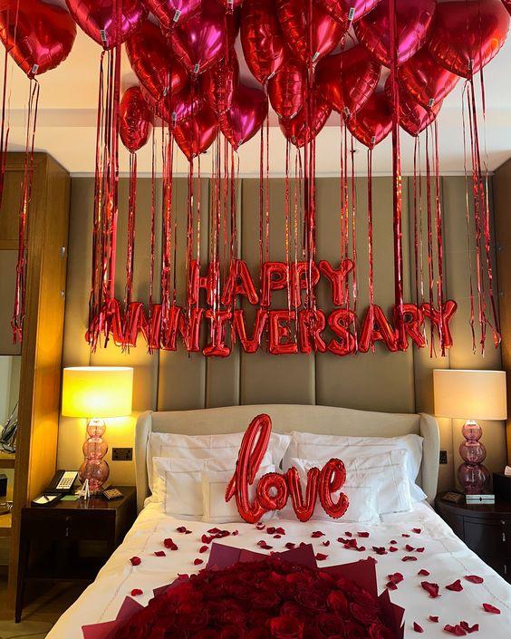 Lux Romantic Anniversary Package
